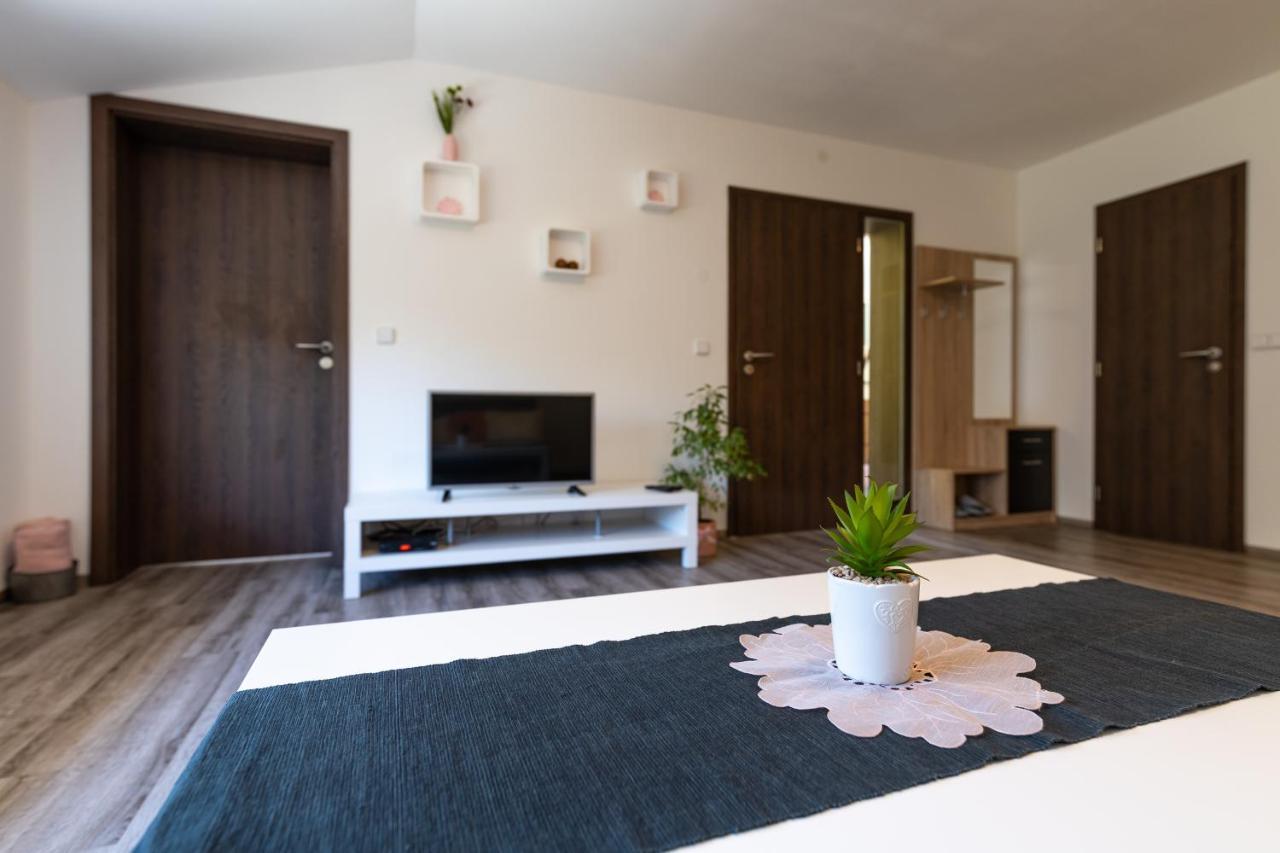 Apartman U Krizku Jihlava Extérieur photo